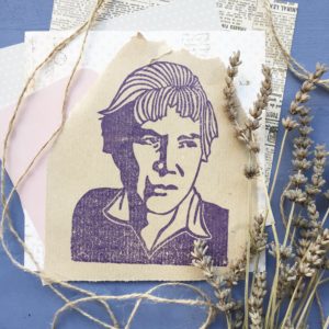 Ritratti intagliati a mano Natalia Ginzburg